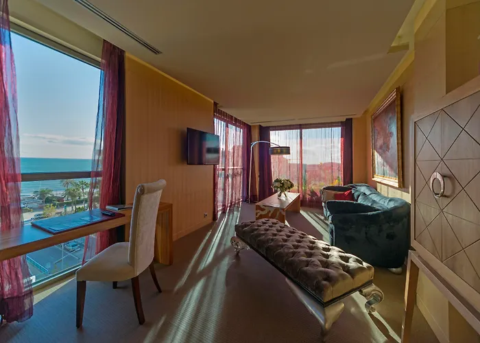 Mim Member Of Melia Collection