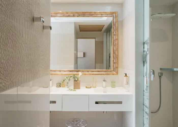 Mim Member Of Melia Collection