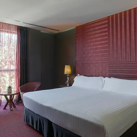 Avenida Sofia And 4*