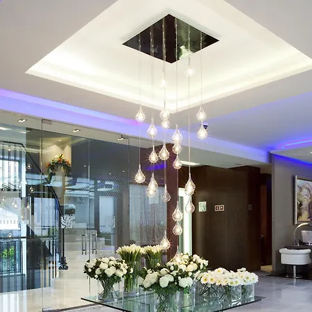 Avenida Sofia And 4* Sitges