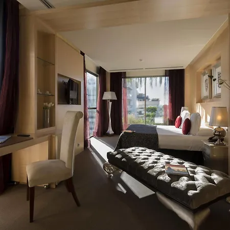 Avenida Sofia And 4*