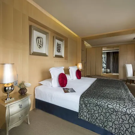 Hotel Avenida Sofia And Sitges